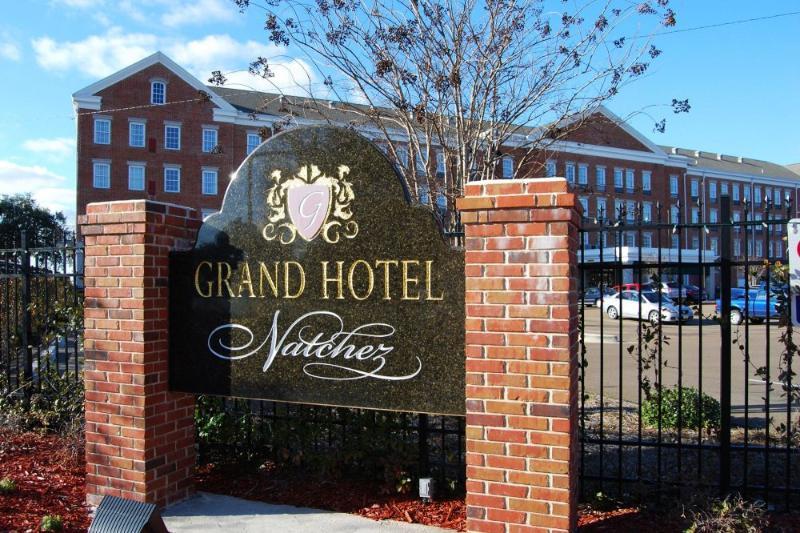 Natchez Grand Hotel On The River Bagian luar foto